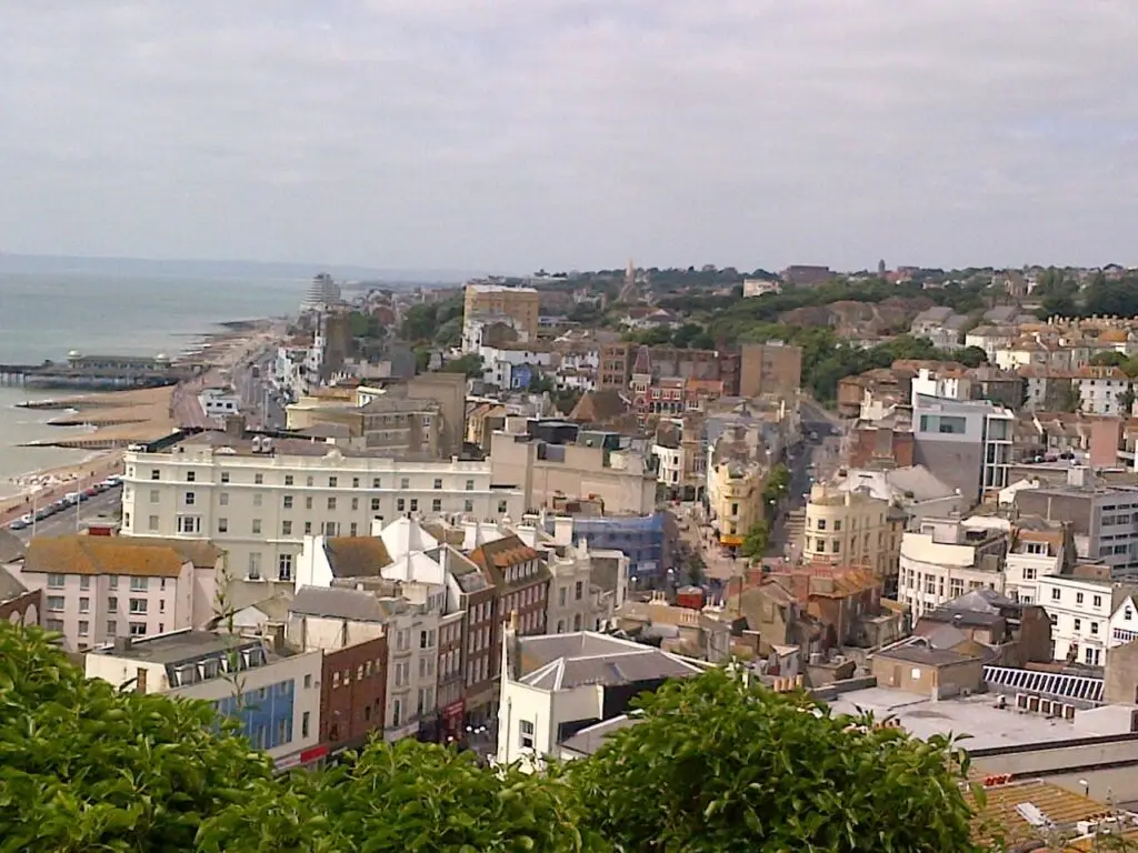 pic of houses taken from afar overlooking the sea
