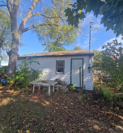 Ugly house, cash buyers, we buy your house and pay cash, any condition, fast closing